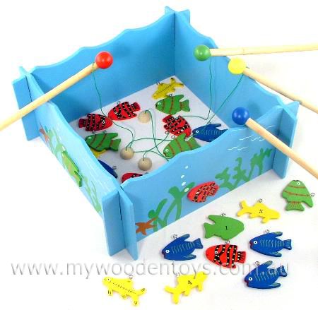 Wooden Toys Magnetic Fishing Game