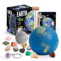 Earth Treasures Dig Site Kit